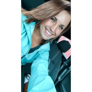 Meet your Posher, Zoya